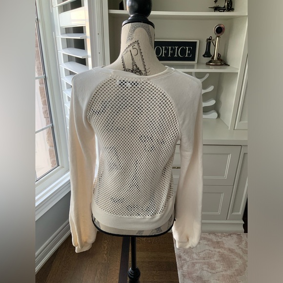 WILDFOX X BARBIE COLLECTION Warm Up pullover Sweater White Women’s Size Small - Picture 14 of 16